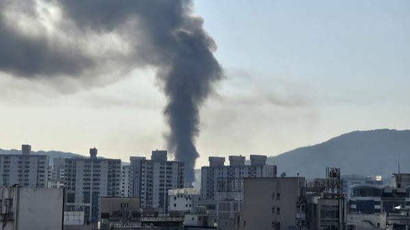 2106036762_APVpayvd_c842514eb993b47217cc